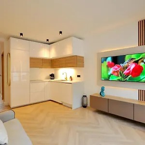 Gpf1 Monaco # - 6 Persons - Hypercenter - Private Parking - Full Renovated - 2 Bedrooms - Clim - Fast Wifi - Sun And Menton