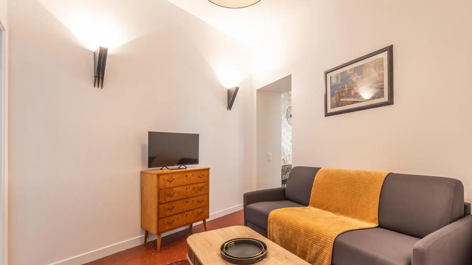 Menton Old Town Apartment