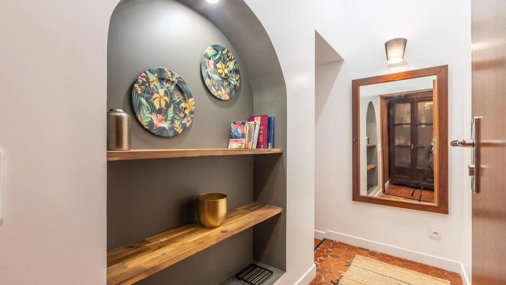 Menton Old Town Apartment