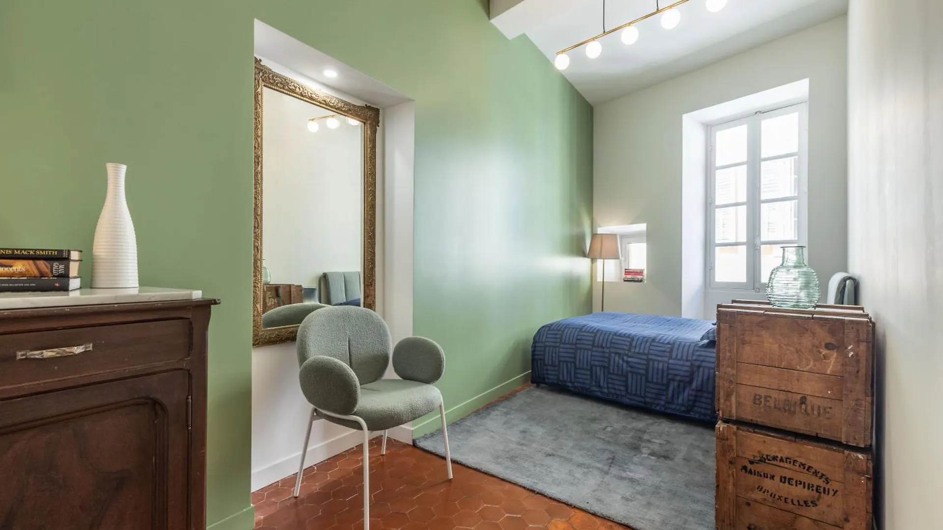 Menton Old Town Apartment